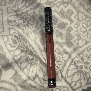 Kat von D liquid to matte lipstick